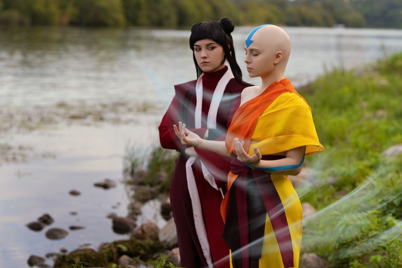 Модели показали косплей главных героев "Аватара: Легенда об Аанге"