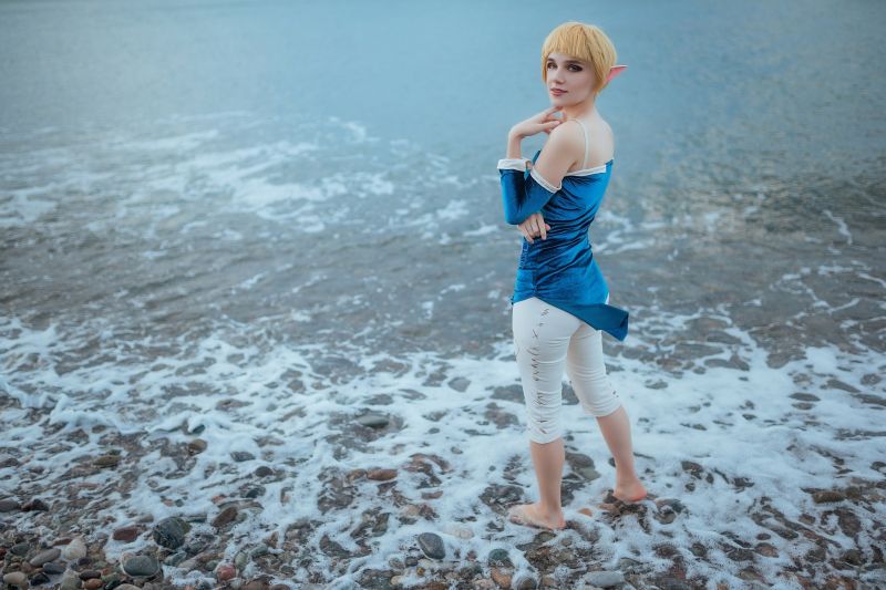 Косплей Сэры из Dragon Age: Inquisition