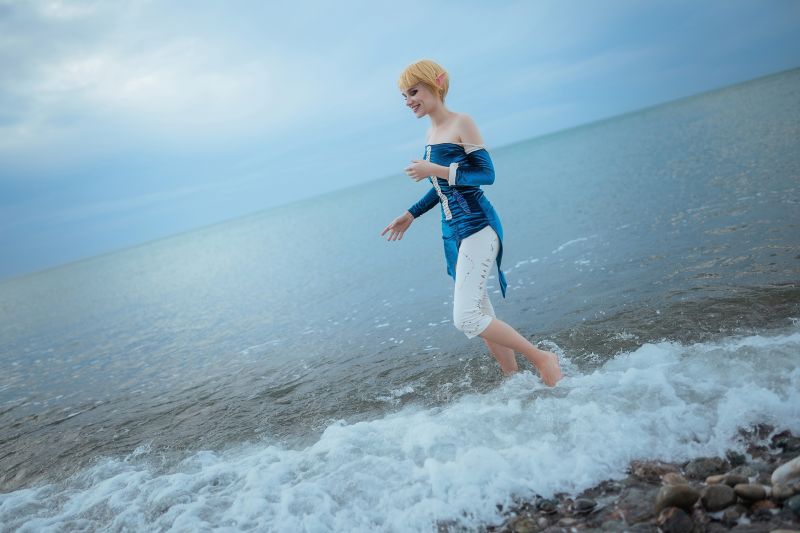 Косплей Сэры из Dragon Age: Inquisition