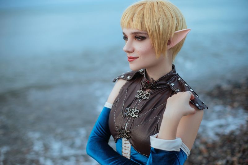 Косплей Сэры из Dragon Age: Inquisition